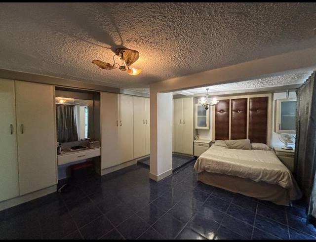 4 BEDROOM HOUSE FOR SALE IN RESERVOIR HILLS